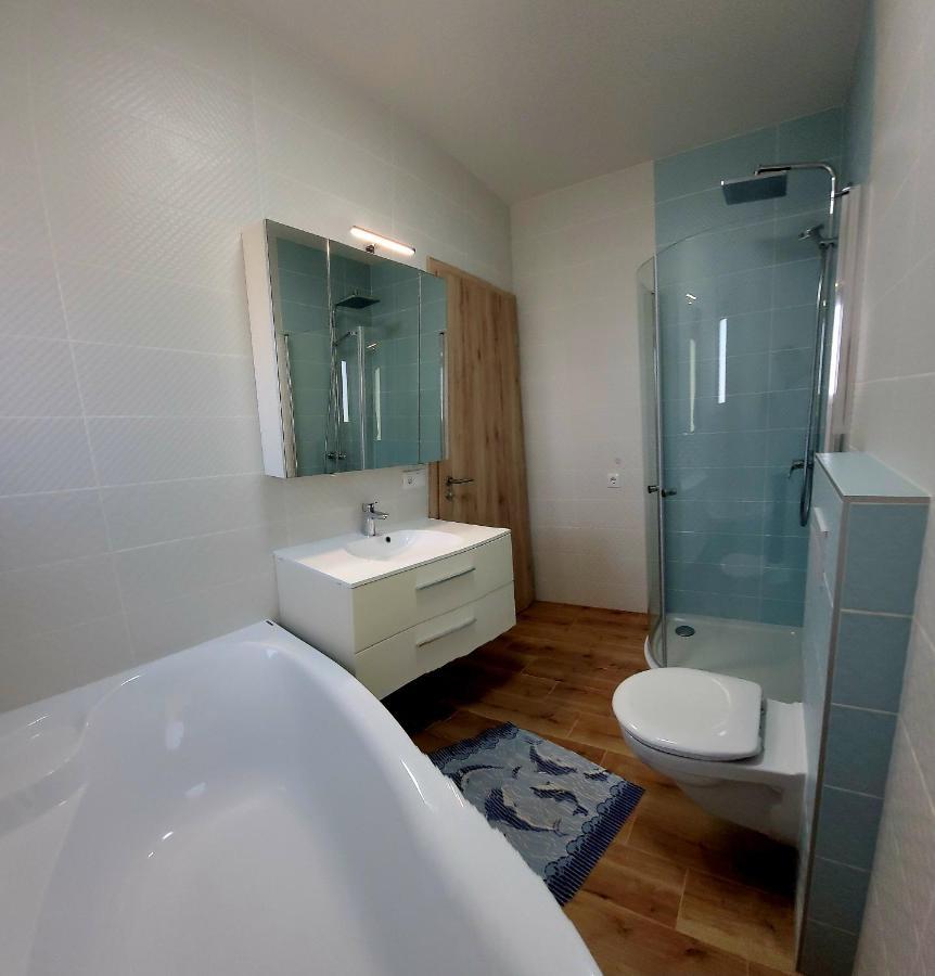 Appartement Zea Apartmanhaz à Balatonfenyves Extérieur photo