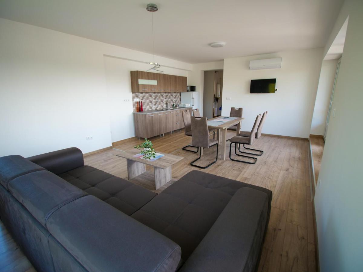 Appartement Zea Apartmanhaz à Balatonfenyves Extérieur photo