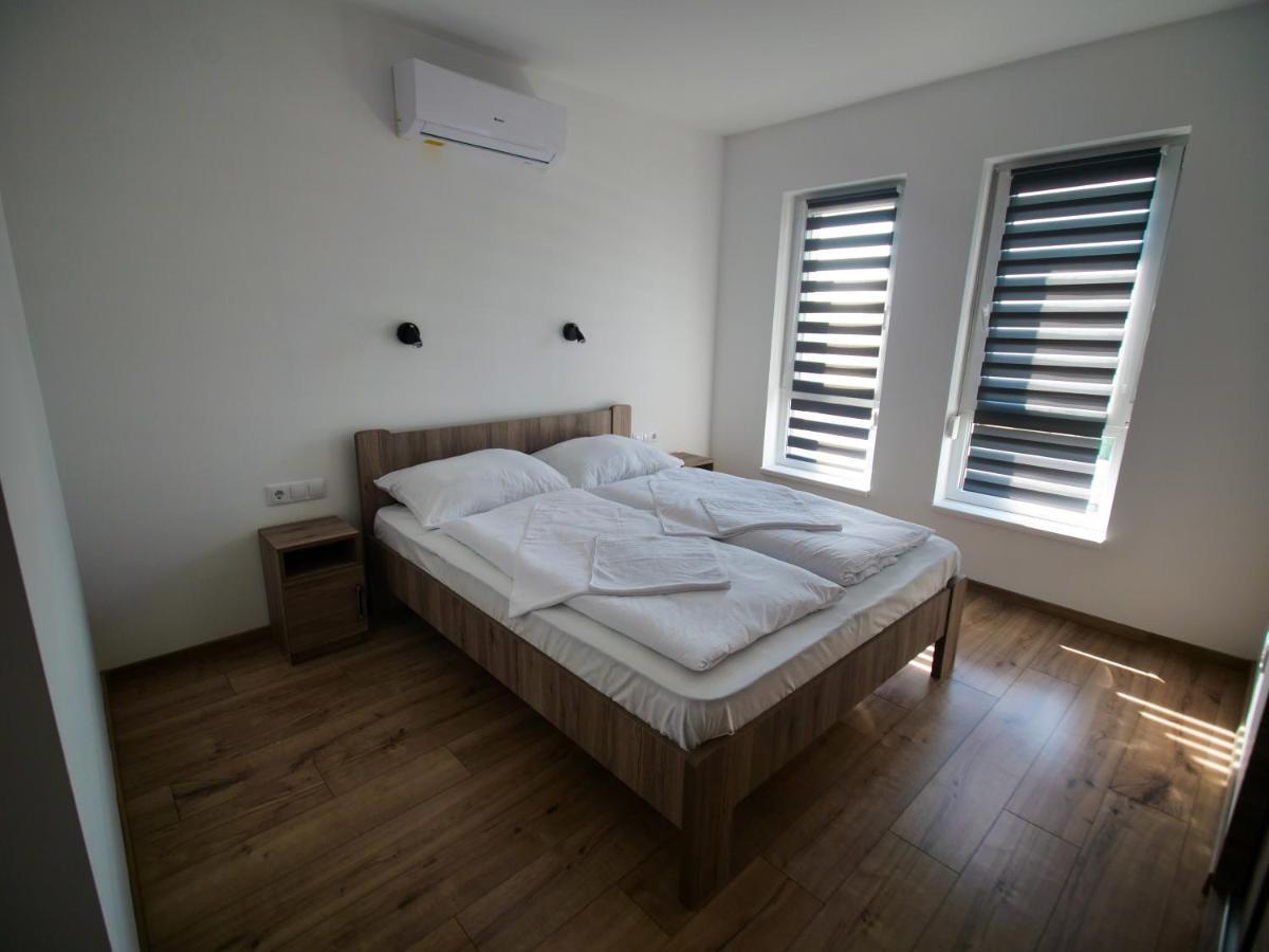 Appartement Zea Apartmanhaz à Balatonfenyves Extérieur photo