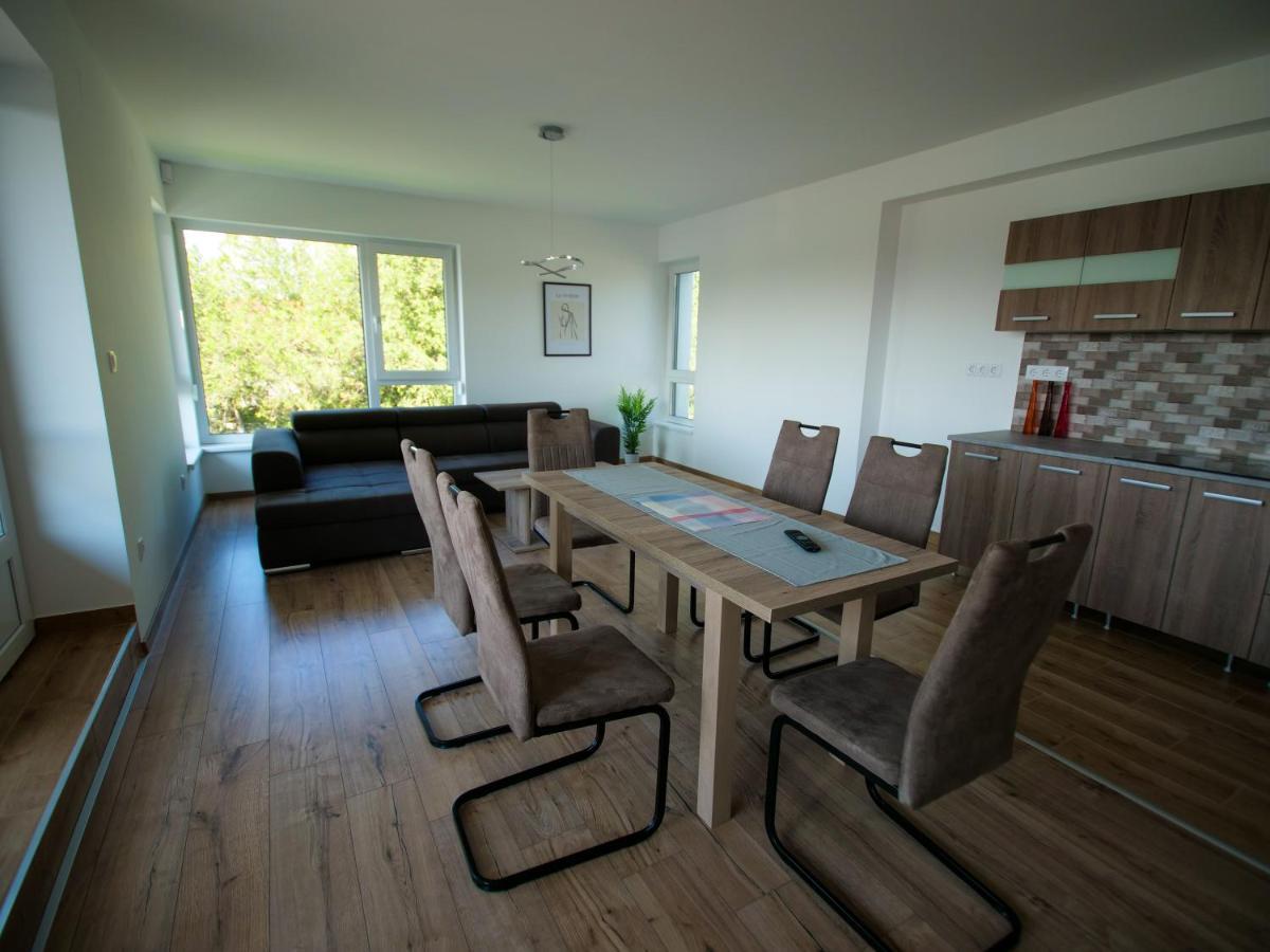 Appartement Zea Apartmanhaz à Balatonfenyves Extérieur photo