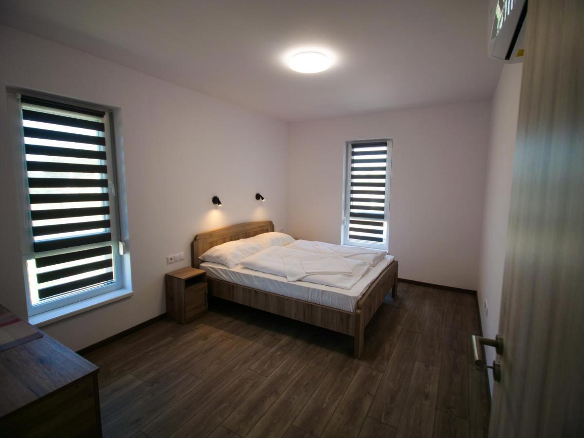 Appartement Zea Apartmanhaz à Balatonfenyves Extérieur photo