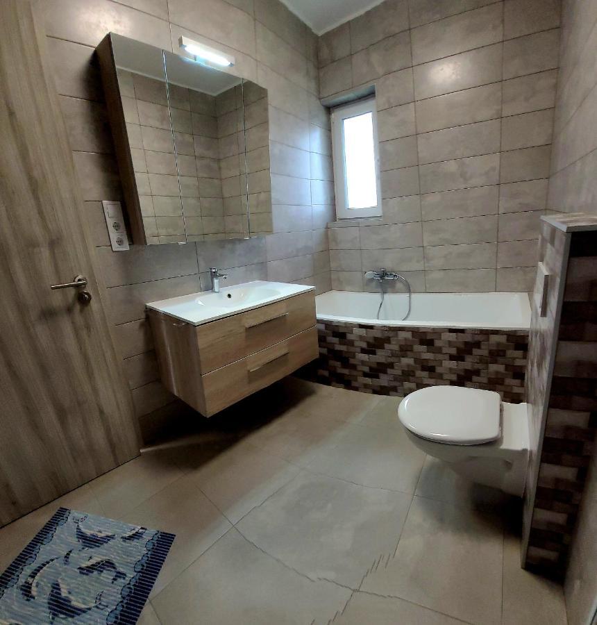 Appartement Zea Apartmanhaz à Balatonfenyves Extérieur photo