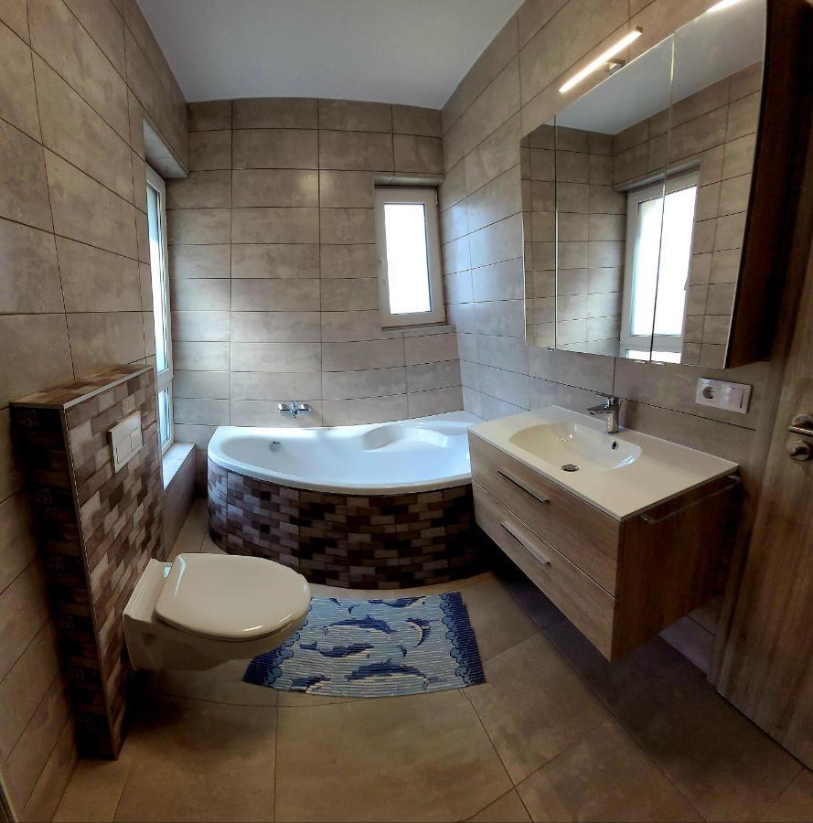 Appartement Zea Apartmanhaz à Balatonfenyves Extérieur photo
