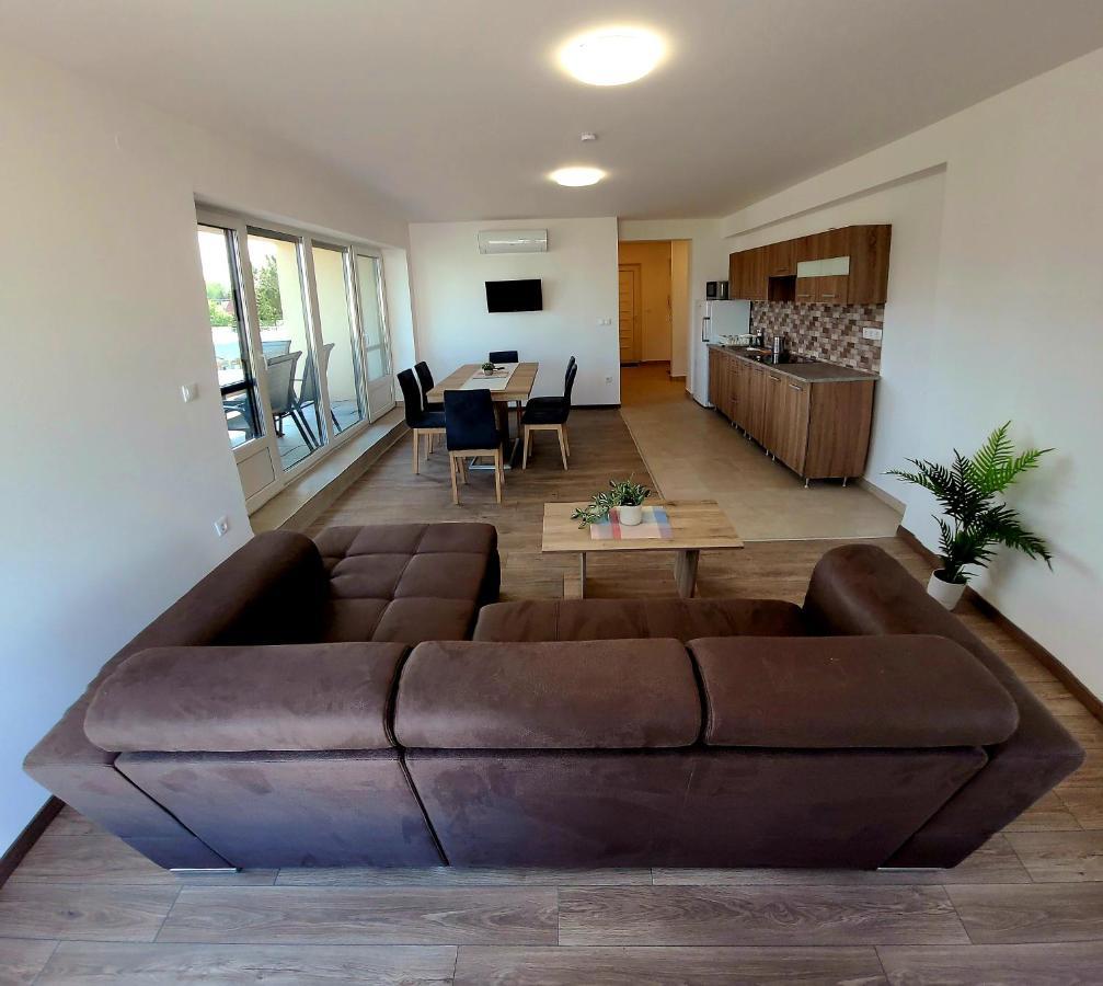 Appartement Zea Apartmanhaz à Balatonfenyves Extérieur photo
