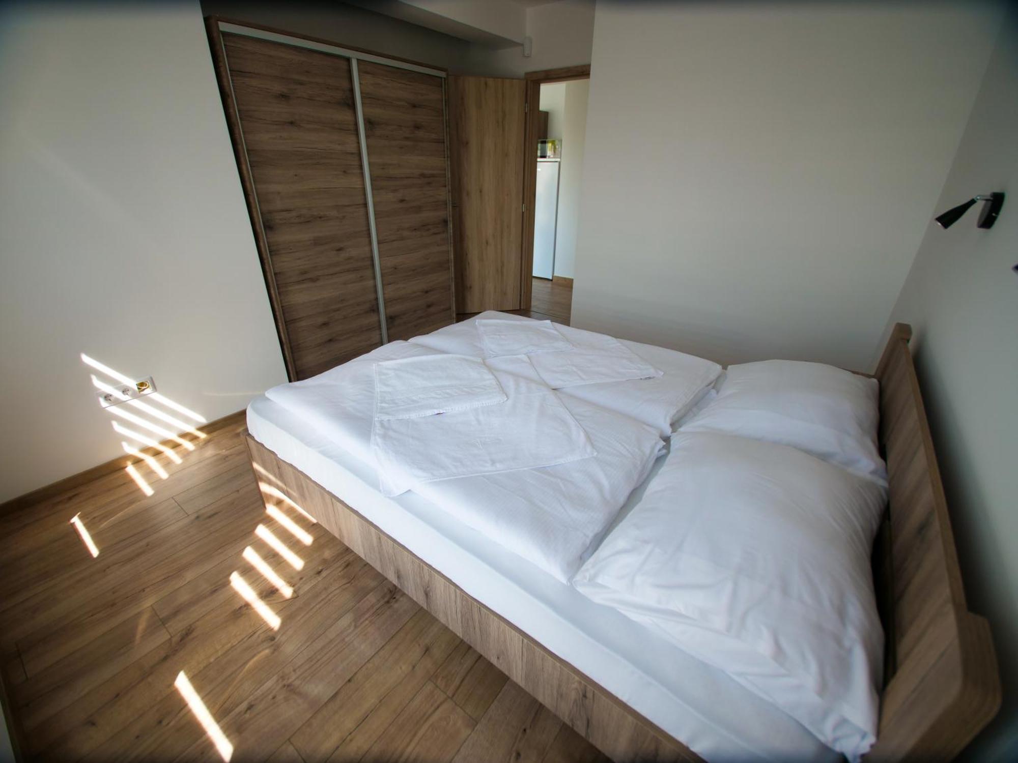 Appartement Zea Apartmanhaz à Balatonfenyves Extérieur photo